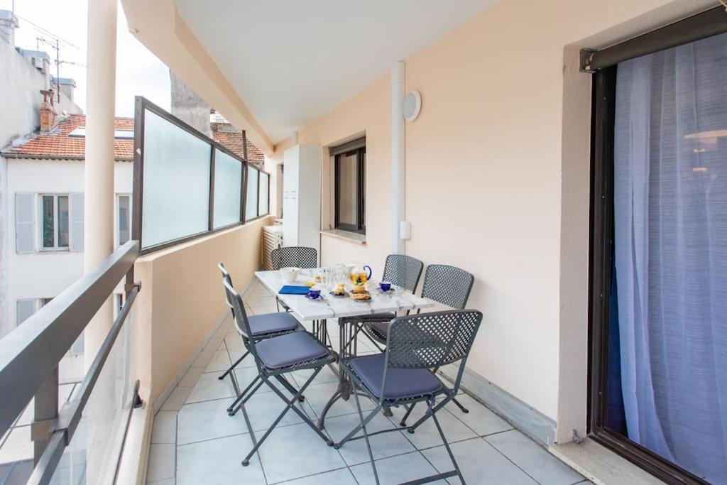 カンヌC16 - 2 Bdr Rue Antibes 4 Min Palais Festivals - Ac & Terraceアパートメント エクステリア 写真